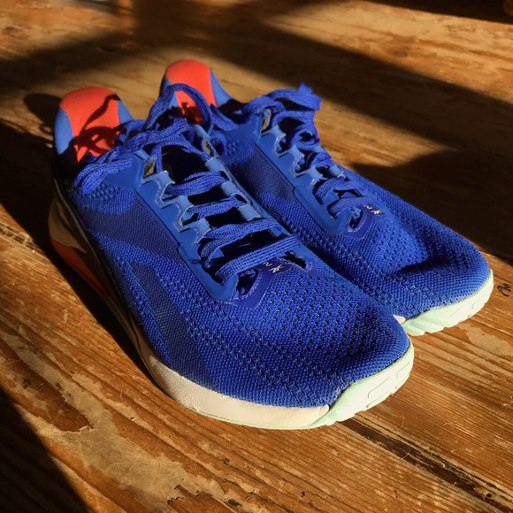 Reebok Nanos - Picture 1 of 4